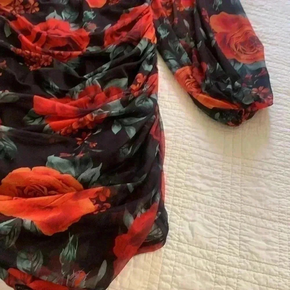 Missguided - Picture 5 of 5